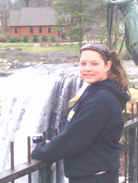 Makayla-at-falls-460