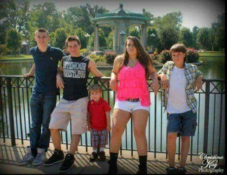 Rosemary-Kids-by-fence-460